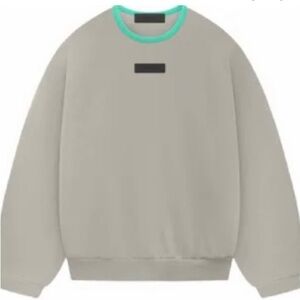 Essentials Crewneck Sweatshirt mens size L-NWT